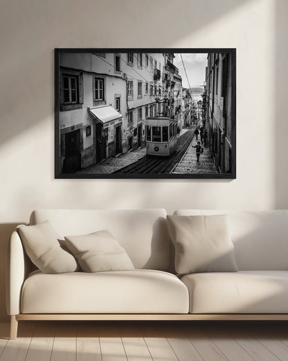 Tram in Lisbon - Poster / Art Print - interiör