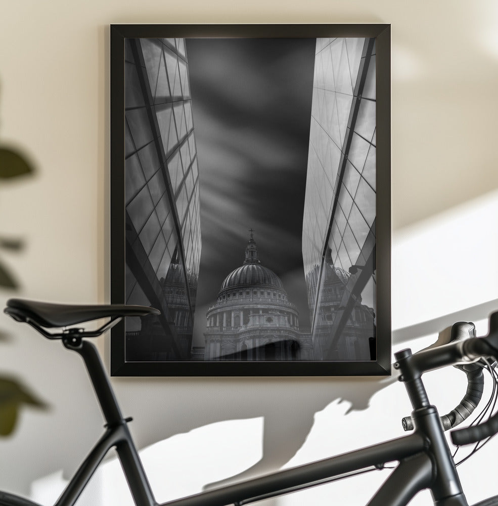The St Paul's Cathedral in Reflection - Poster / Art Print - interiör