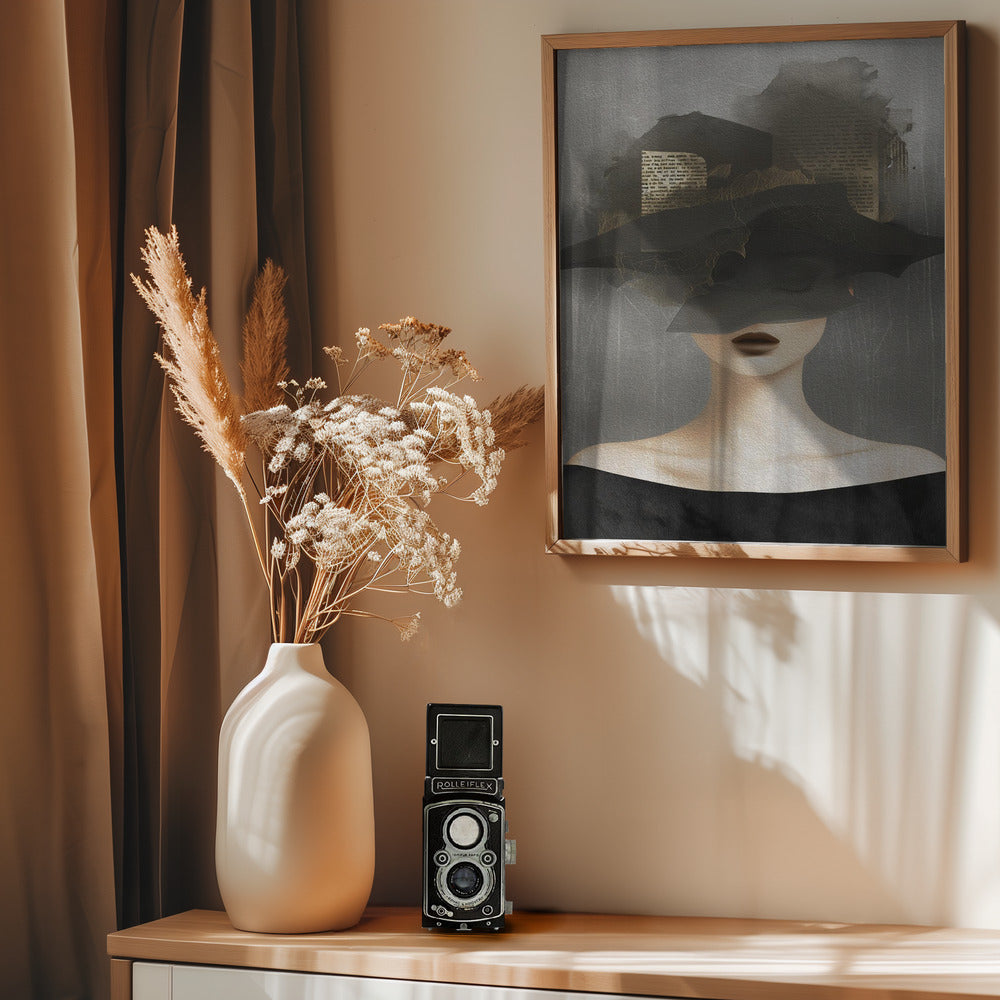 Lady In Hat No 2 - Poster / Art Print - interiör
