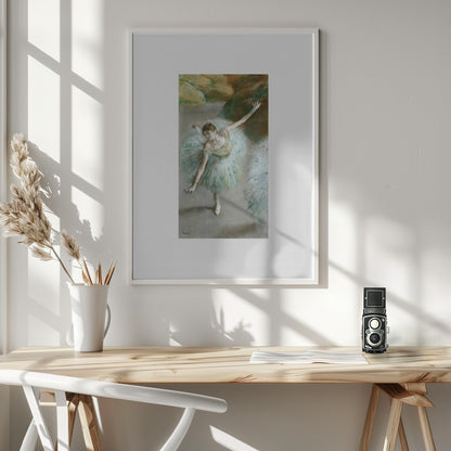 Dancer In Green No.2 - Poster / Art Print - interiör