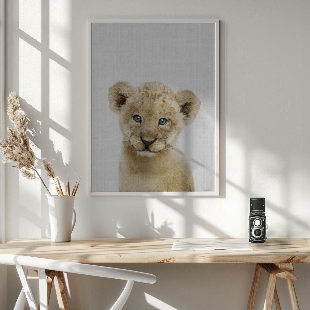 Peekaboo Baby Lion - Poster / Art Print - interiör
