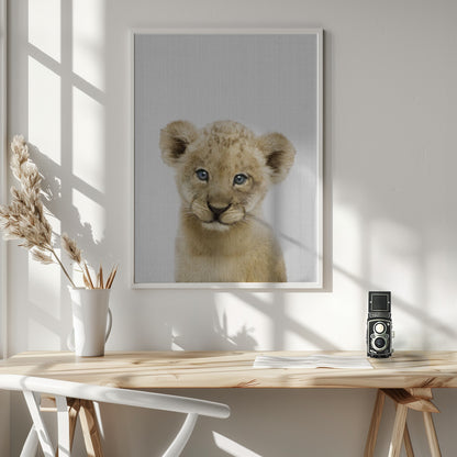 Peekaboo Baby Lion - Poster / Art Print - interiör