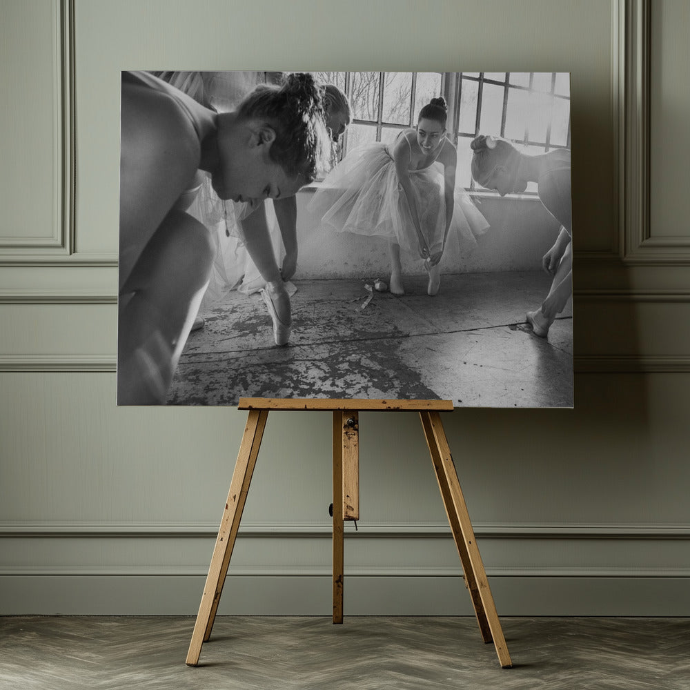 Ballet dancers preparation... - Poster / Art Print - interiör