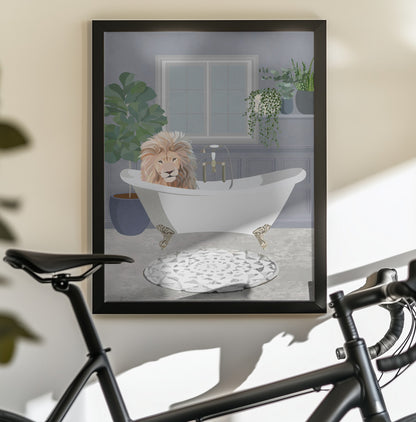 Lion takes a bath - Poster / Art Print - interiör