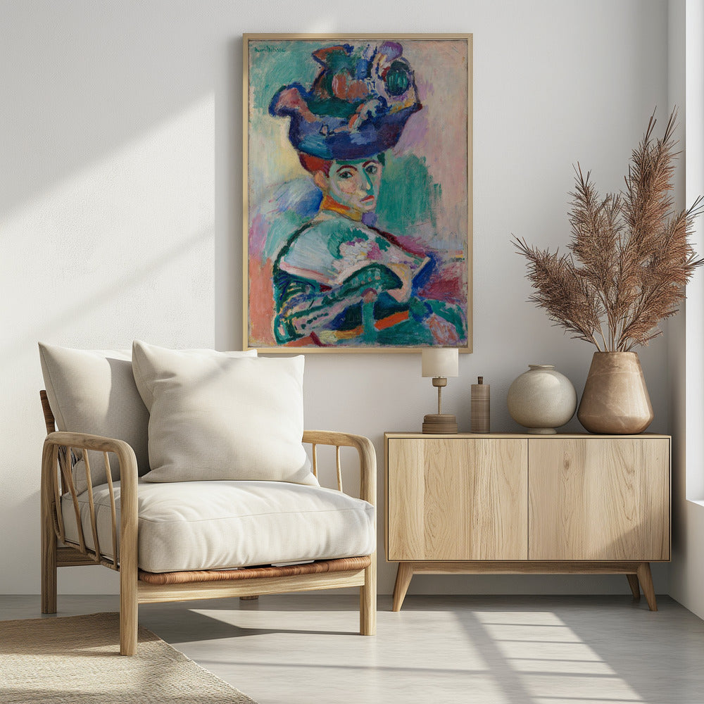 Woman With Hat - Poster / Art Print - interiör