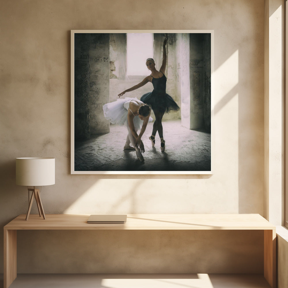 the  subtle bow - Poster / Art Print - interiör