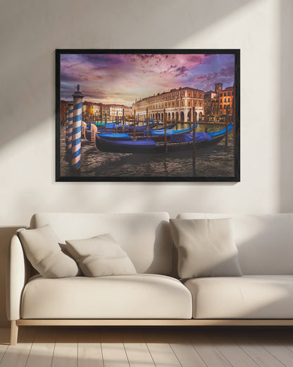 Gondolas of the Grand Canal - Poster / Art Print - interiör