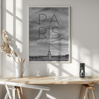 PARIS Eiffel Tower | Text & Skyline - Poster / Art Print - interiör