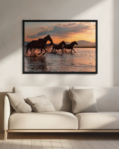 WATER HORSES - Poster / Art Print - interiör