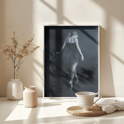 on tip toes - Poster / Art Print - interiör