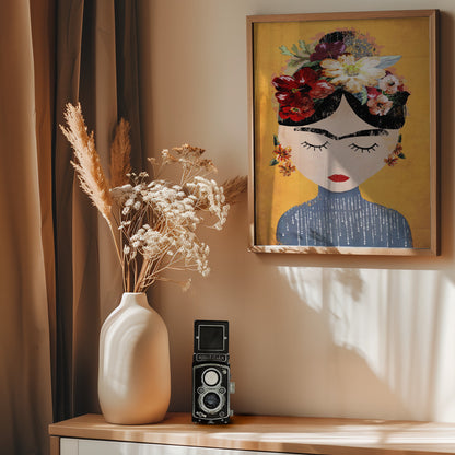 Frida (Yellow Version) - Poster / Art Print - interiör