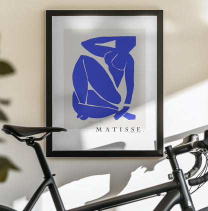 Nudo Blu III 1952 Boarder - Poster / Art Print - interiör
