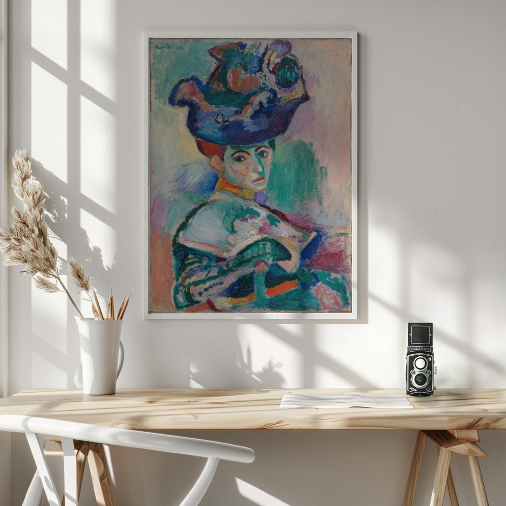 Woman With Hat - Poster / Art Print - interiör