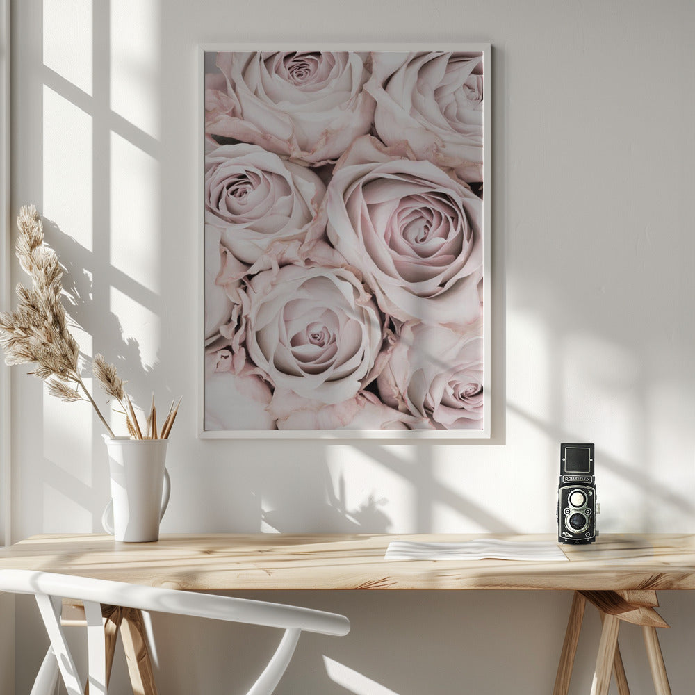 Pink Roses No 01 - Poster / Art Print - interiör