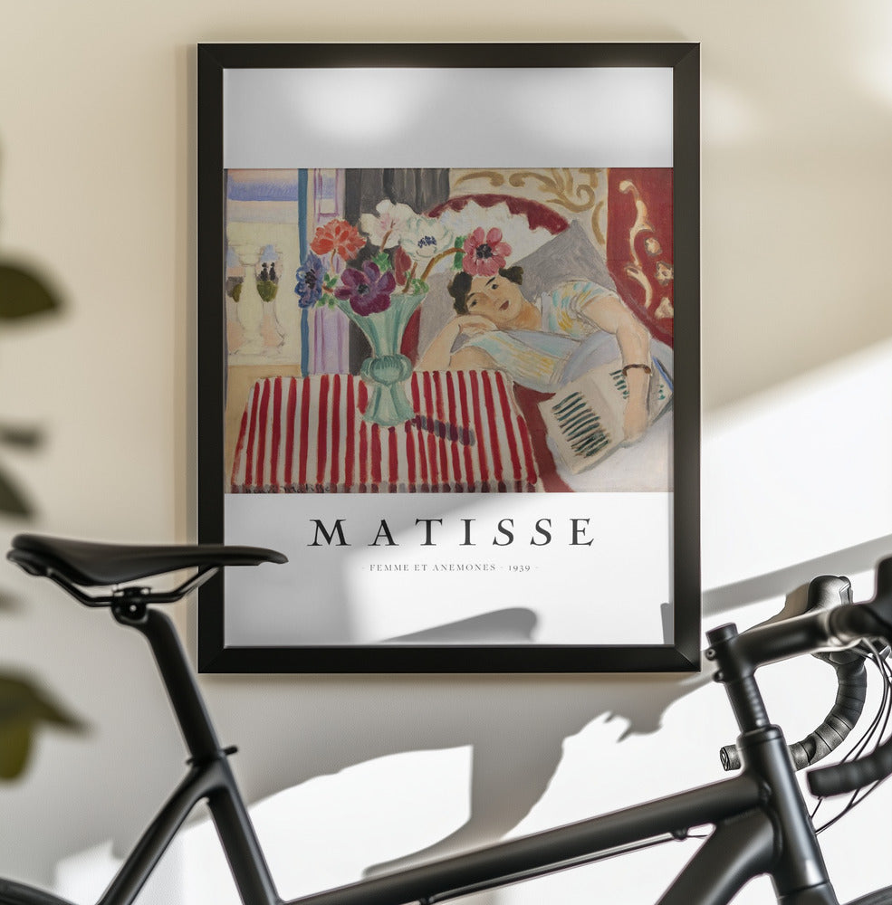 Femme Et Anémones - Poster / Art Print - interiör