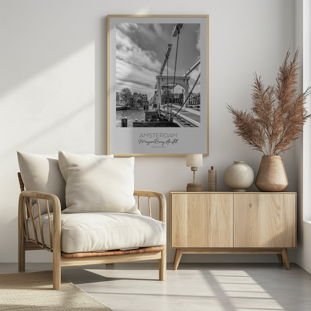 In focus: AMSTERDAM Magere Brug - Poster / Art Print - interiör