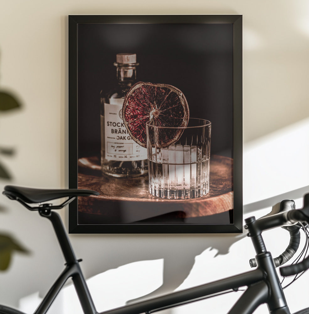 The Sipping Gin - Poster / Art Print - interiör