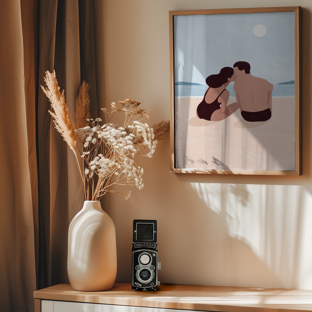 First Kiss - Poster / Art Print - interiör