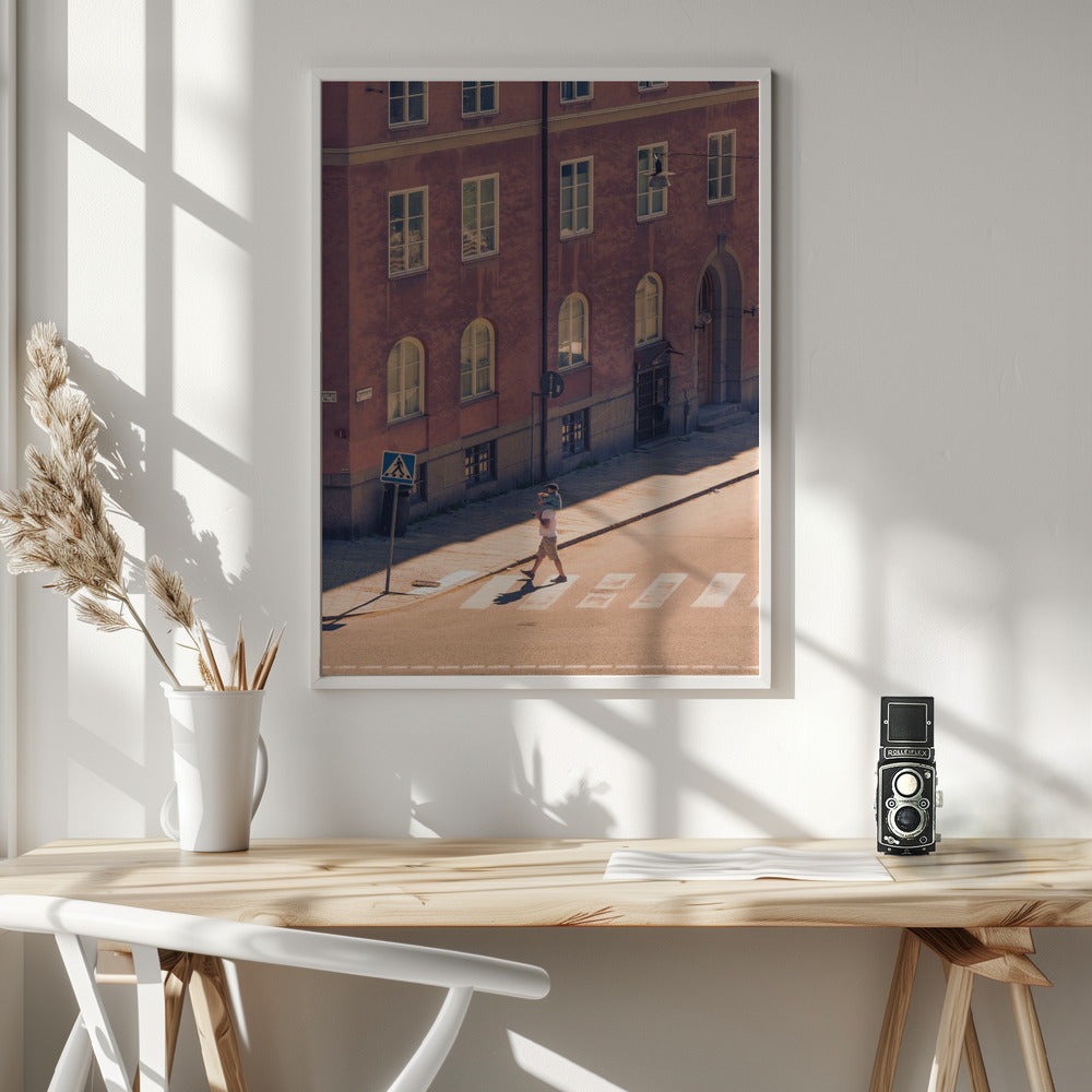 Shoulder rides - Poster / Art Print - interiör