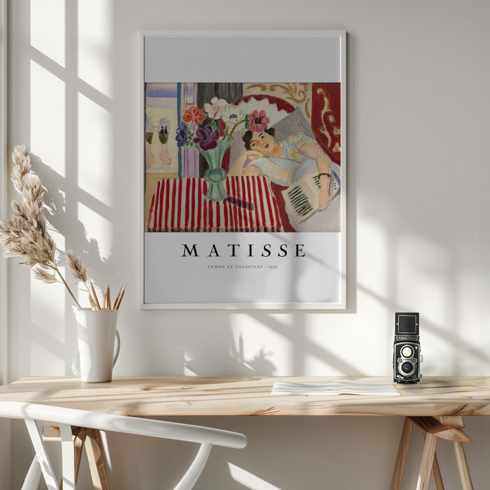 Femme Et Anémones - Poster / Art Print - interiör