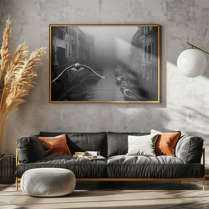 Seagull from the mist - Poster / Art Print - interiör