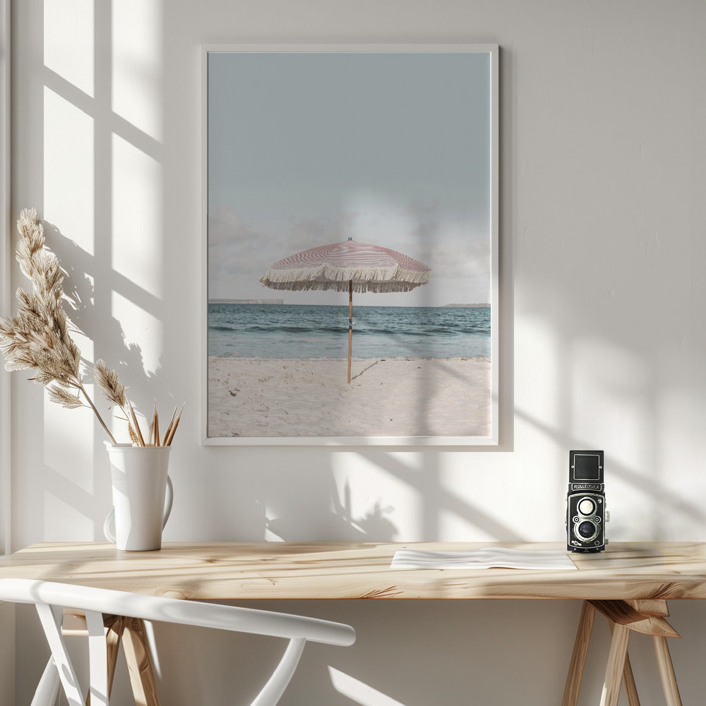 Pink Umbrella - Poster / Art Print - interiör