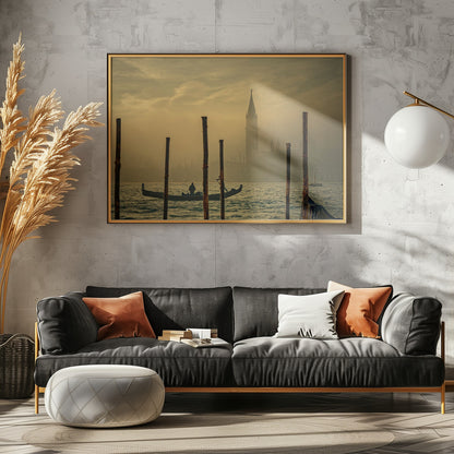 Gondola in the mist - Poster / Art Print - interiör