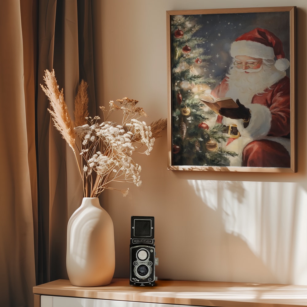 Santa's Quiet Moment - Poster / Art Print - interiör