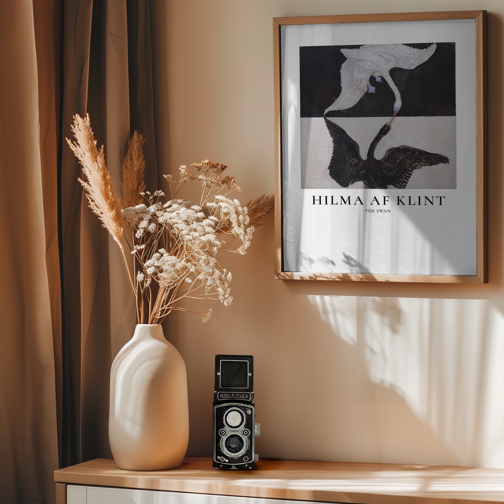 The Swan - Poster / Art Print - interiör