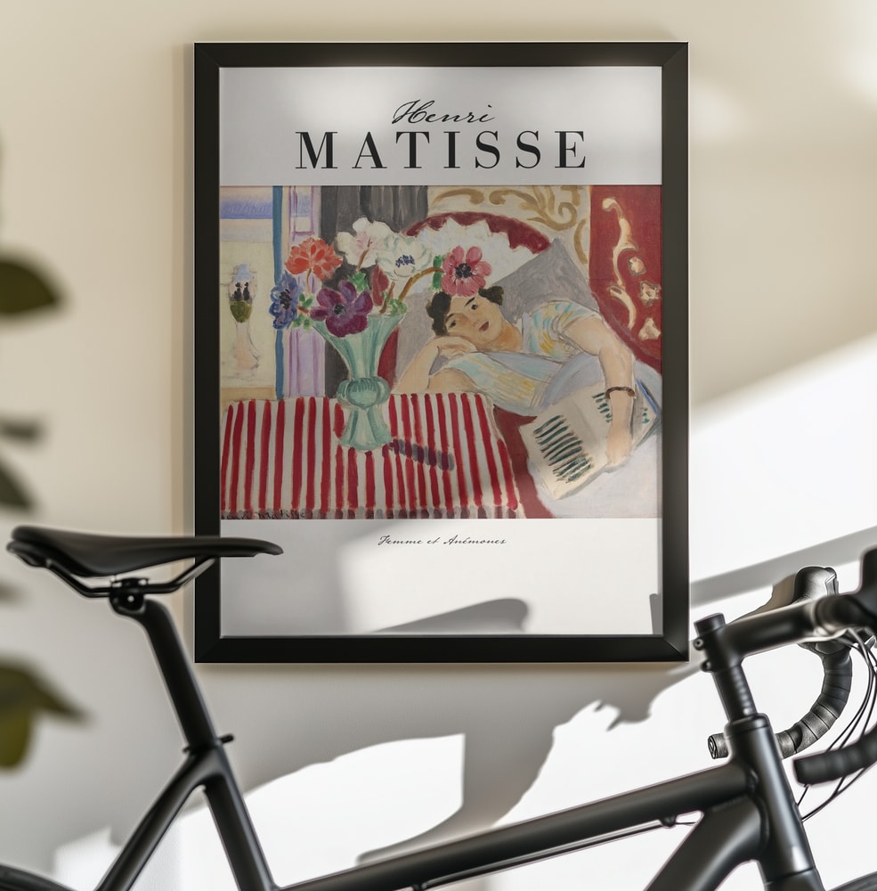 Woman With Anemones - Poster / Art Print - interiör