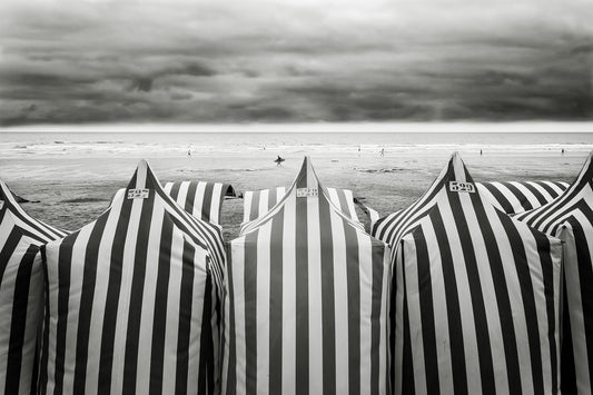 On the beach - Poster / Art Print