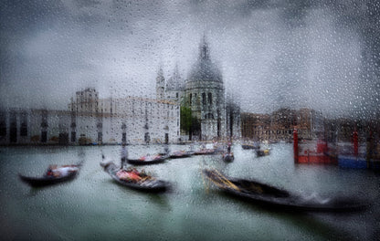It was raining in Venice - Poster / Art Print