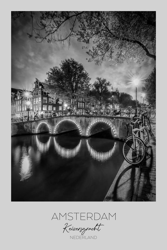 In focus: AMSTERDAM Idyllic nightscape from Keizersgracht - Poster / Art Print