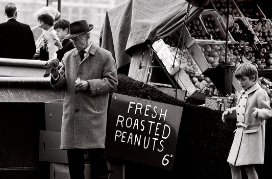 London 's peanuts  (Film) - Poster / Art Print