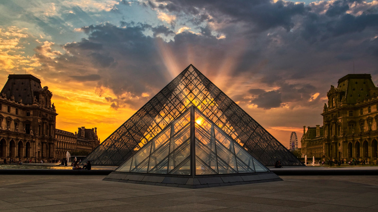 Pirámide del Louvre - Poster / Art Print