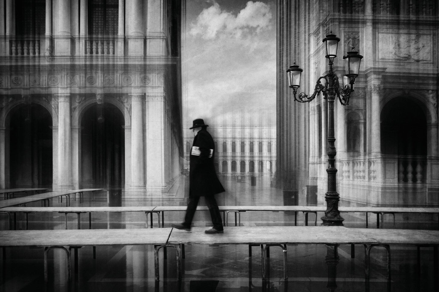 dry footed walk - Poster / Art Print