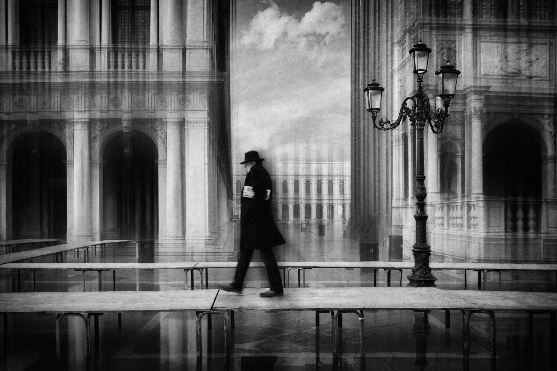 dry footed walk - Poster / Art Print