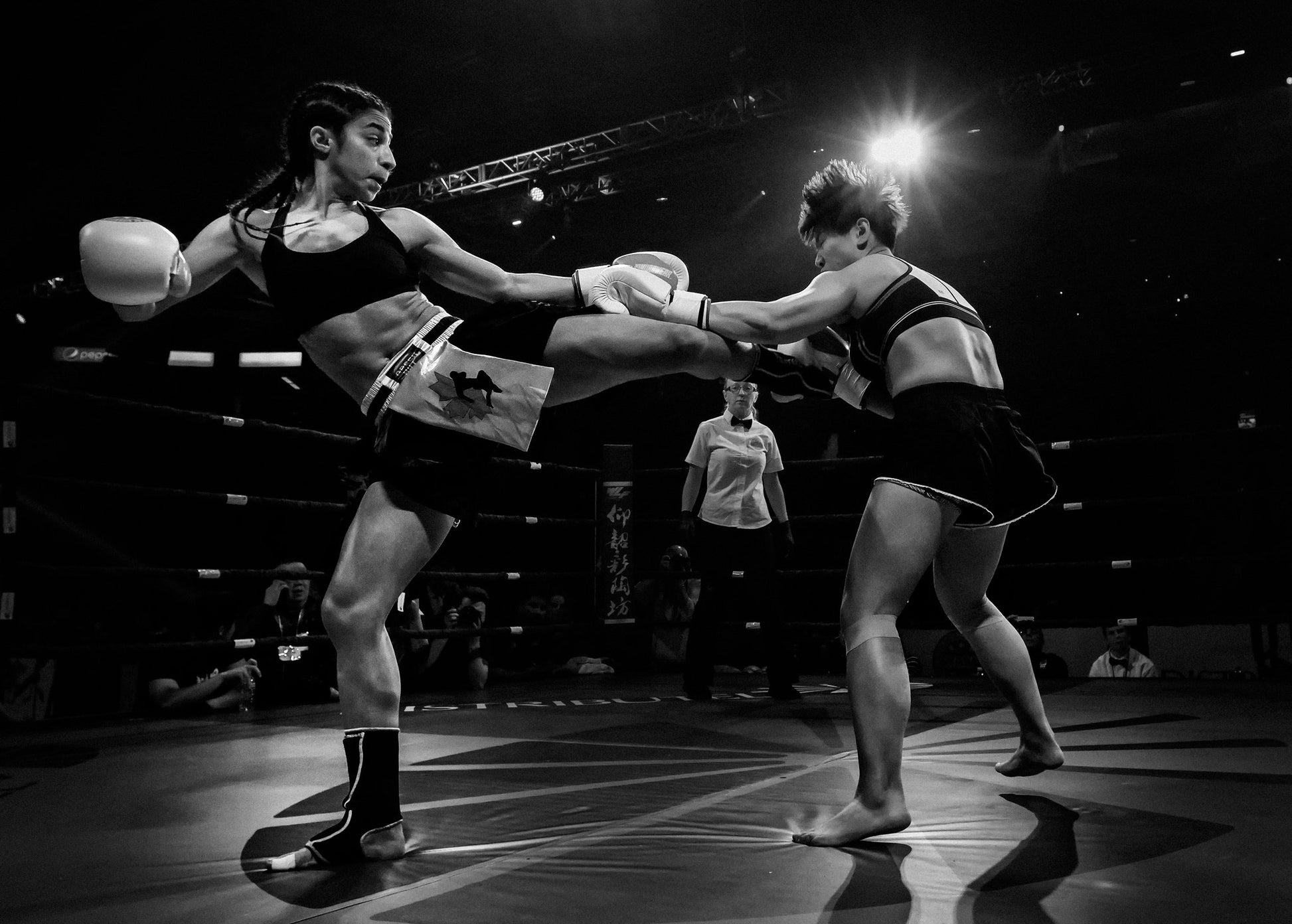 Kickboxing fighting - Poster / Art Print