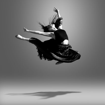 Jumping Dancer - Poster / Art Print
