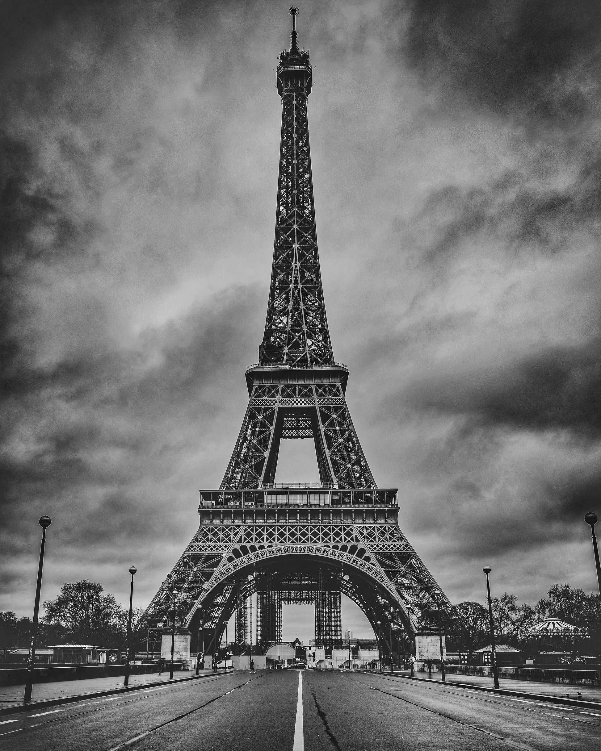 Torre un black - Poster / Art Print