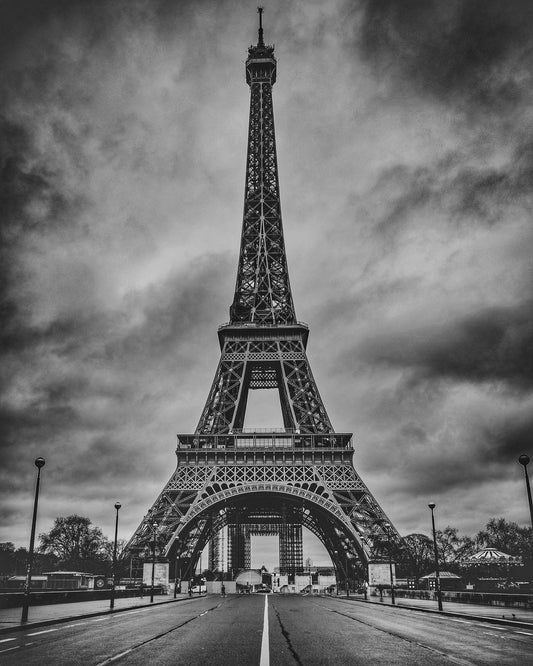 Torre un black - Poster / Art Print