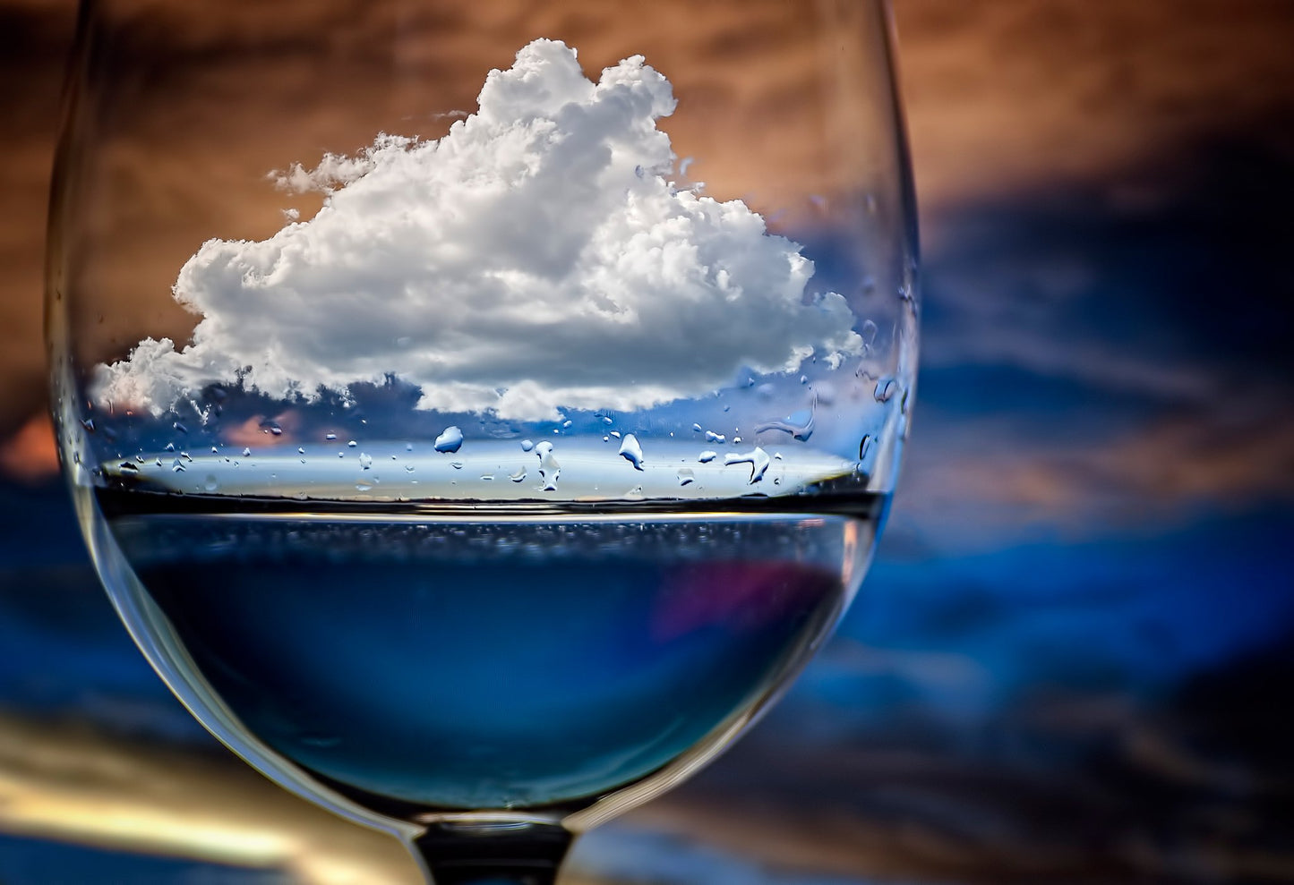 Cloud in a glass - Poster / Art Print