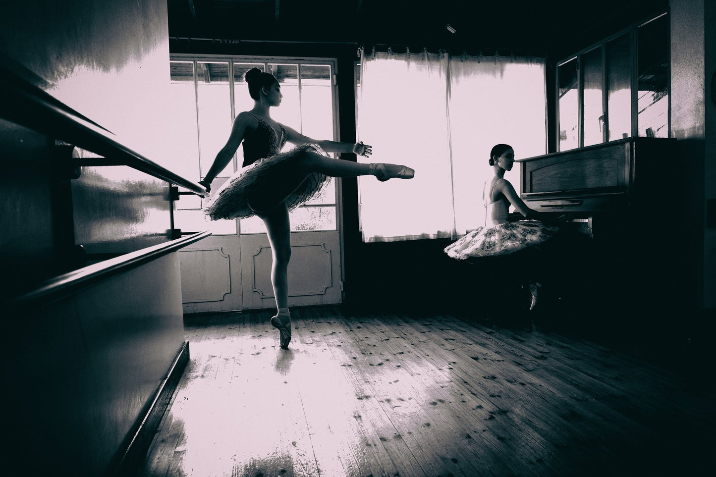 Piano ballerina - Poster / Art Print